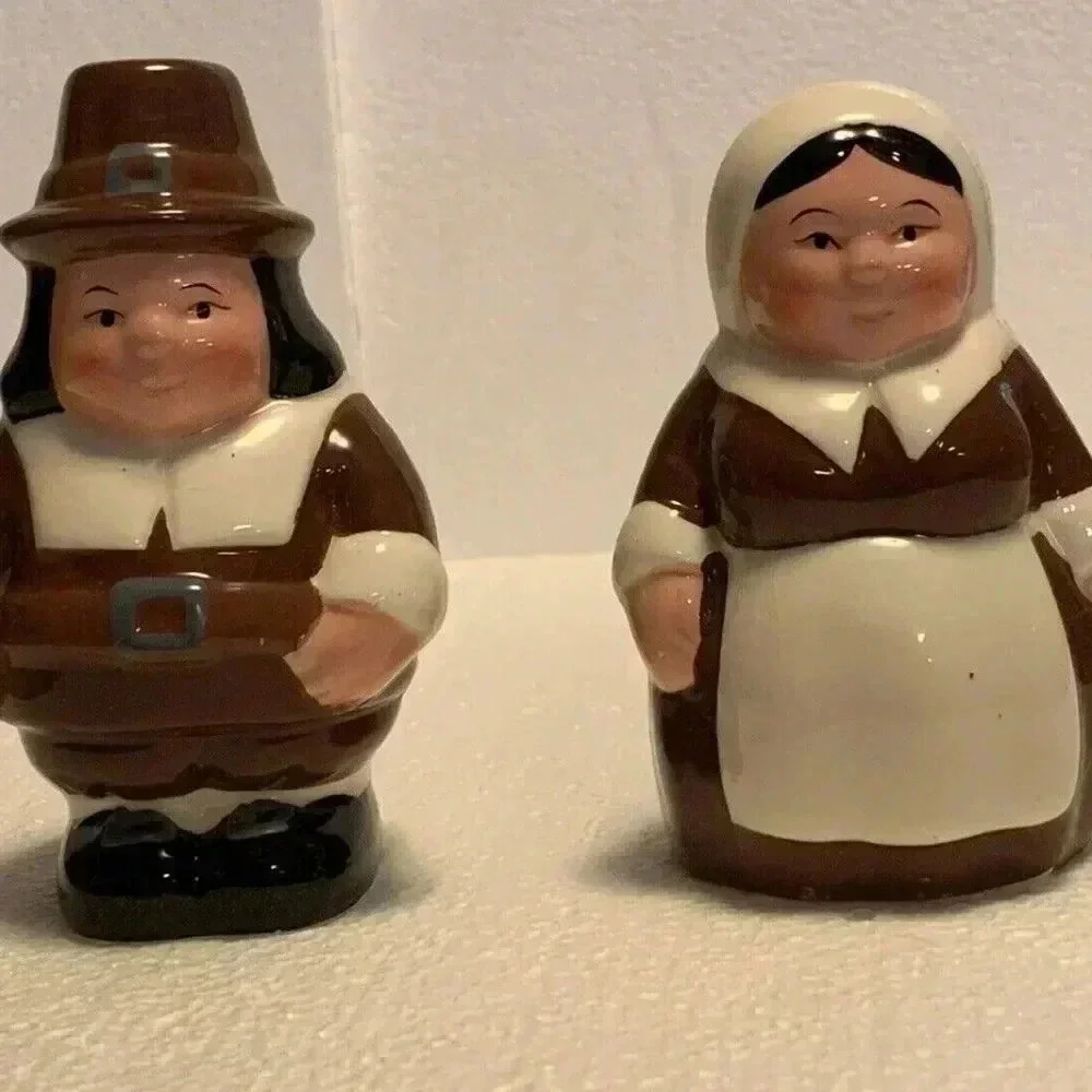 NOS Pilgrim Pair Animated Publix Salt & Pepper Shaker Set